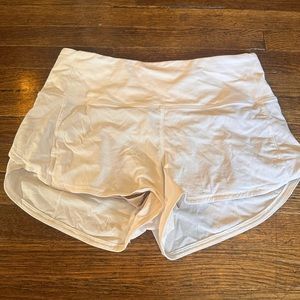white LULULEMON hotty hot short in size 6
